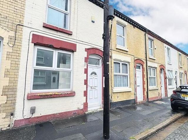 House for rent in Calderstones