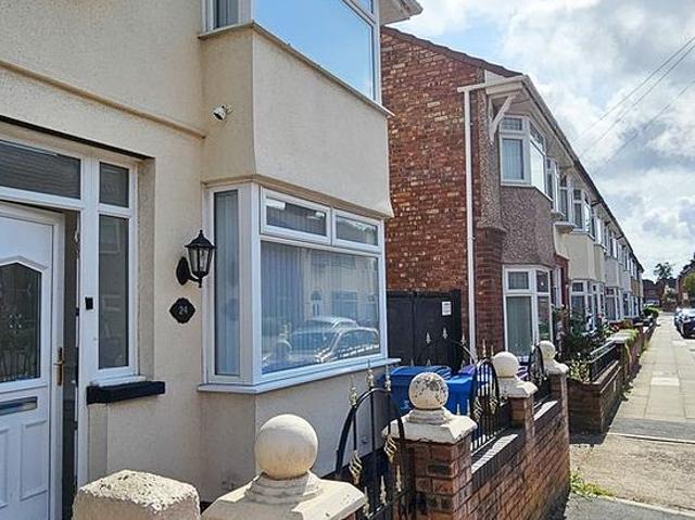 House for rent in Oak Hill Park, Calderstones