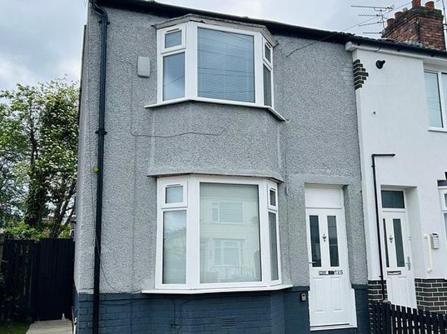 House for rent in Calderstones