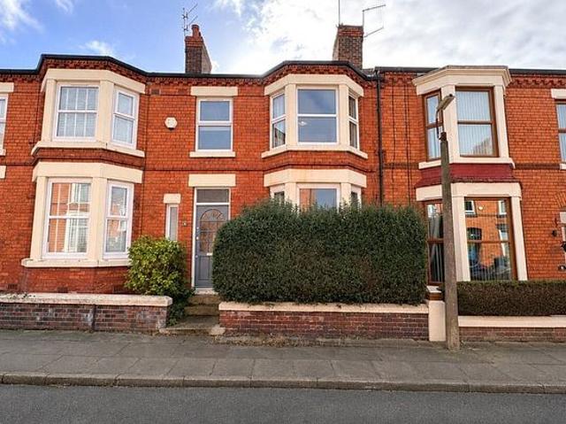 House for rent in Calderstones