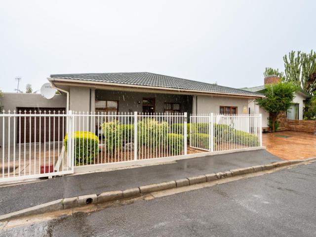 House for rent in Strand, City of Cape Town