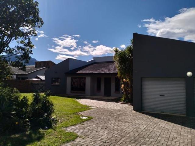 House for rent in Groot Brak Rivier, Western Cape