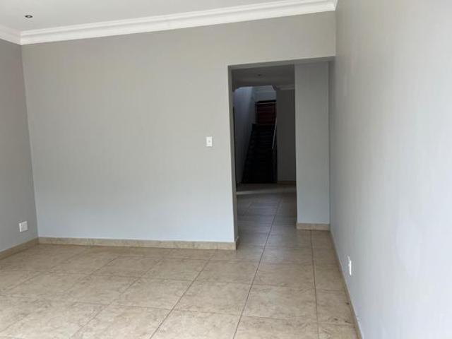 House for rent in Waterkloof, Gauteng