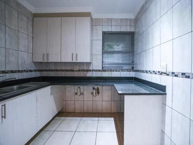 House for rent in Waterkloof, Gauteng