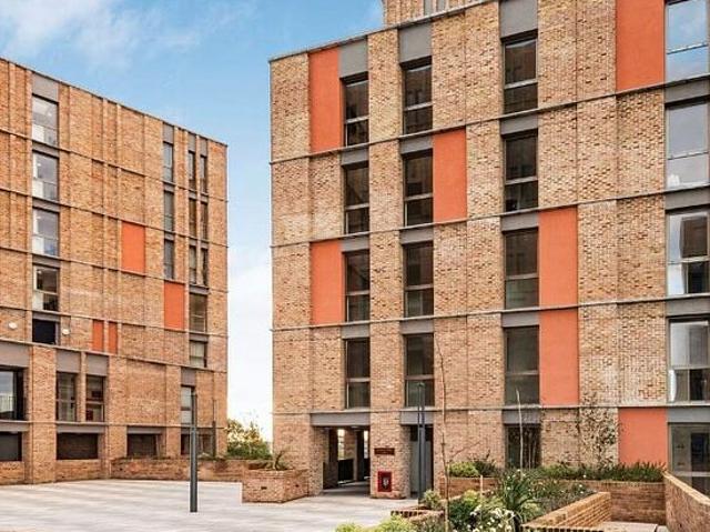House for rent in Dollis Hill, Greater London