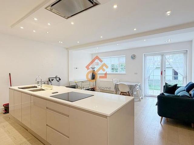 House for rent in Temple Fortune, Greater London