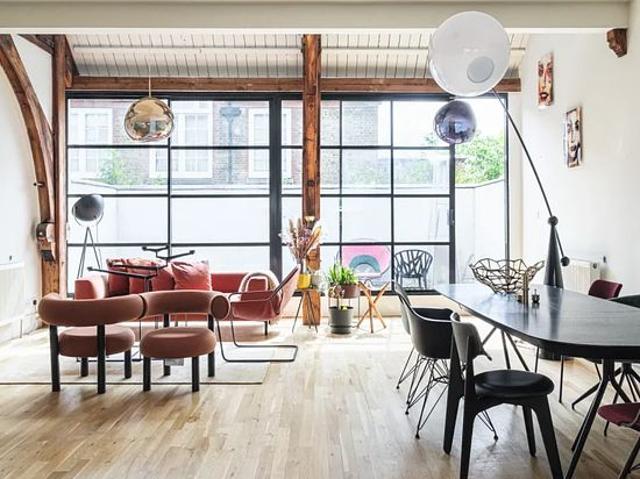 House for rent in Stockwell, Greater London