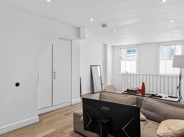 House for rent in Limehouse, Greater London