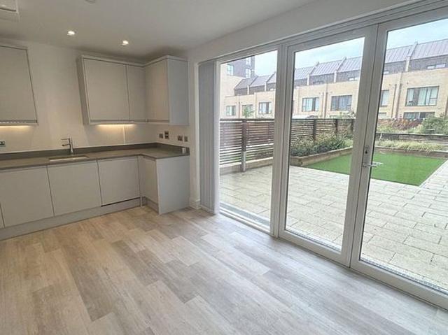 House for rent in West Finchley, Greater London