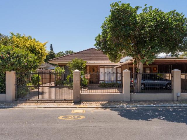 House for sale in Somerset West, Western Cape