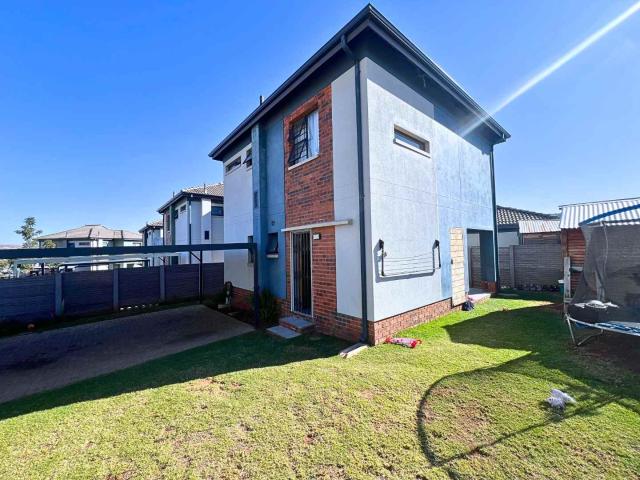 House for sale in Waterkloof, Gauteng
