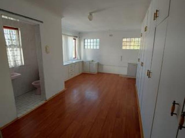 House for sale in Cape Town, Western Cape