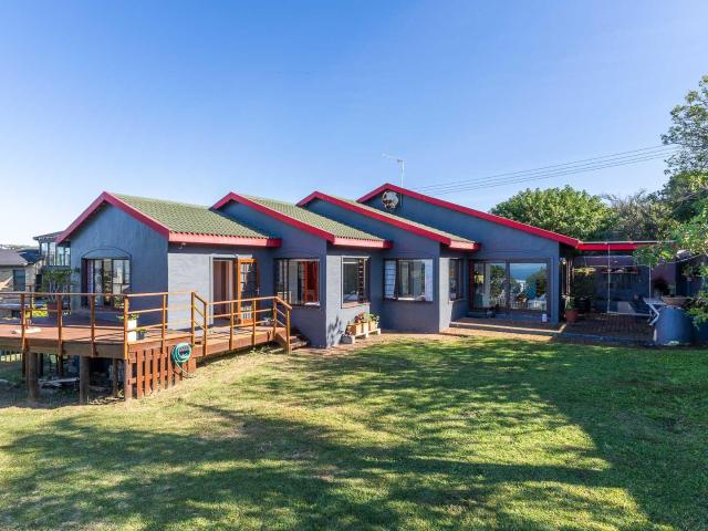 House for sale in Groot Brak Rivier, Western Cape