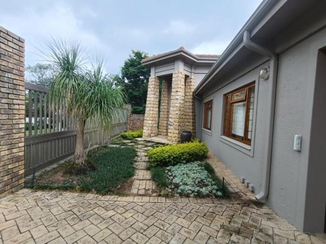 House for rent in Waterkloof, Gauteng