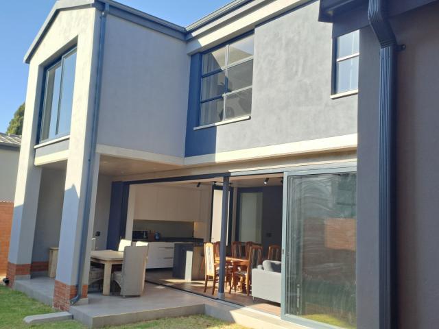 House for sale in Waterkloof, Gauteng