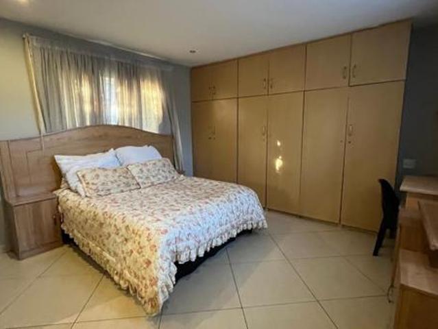 House for rent in Waterkloof, Gauteng