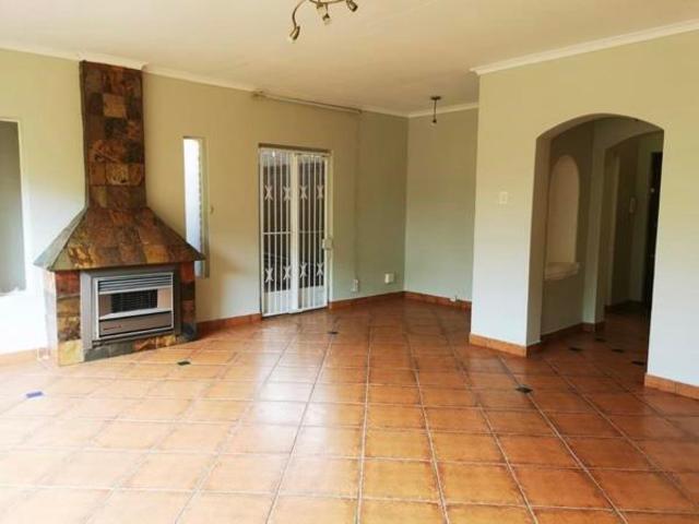 House for rent in Waterkloof, Gauteng