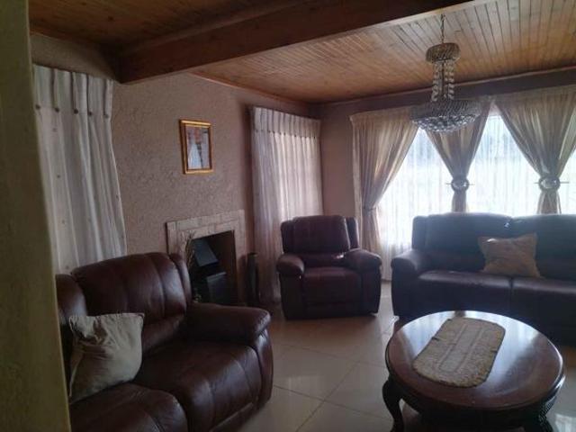 House for rent in Waterkloof, Gauteng