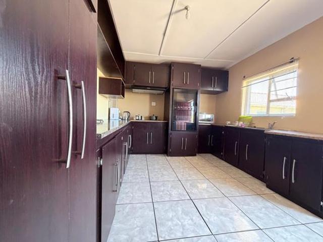 House for sale in Queenstown, Eastern Cape