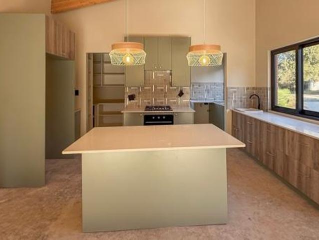 House for rent in North West