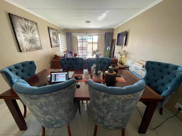 House for rent in Waterkloof, Gauteng