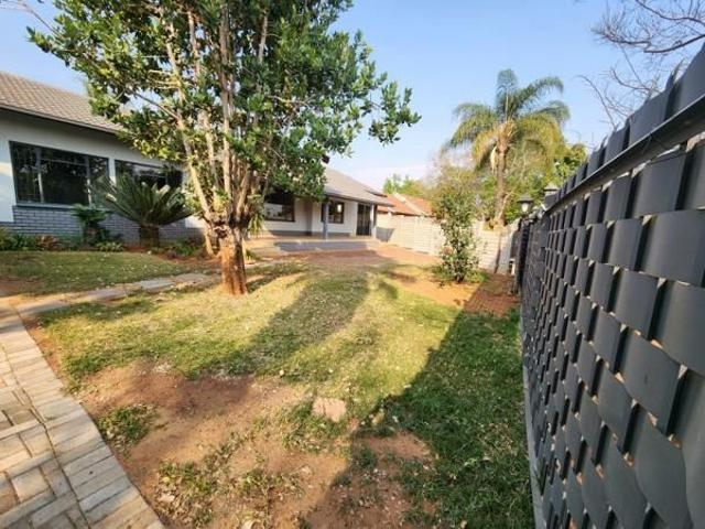 House for rent in Waterkloof, Gauteng