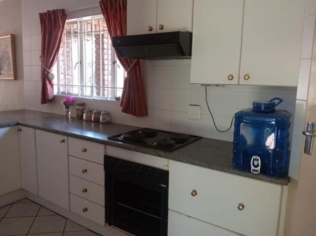House for rent in Waterkloof, Gauteng