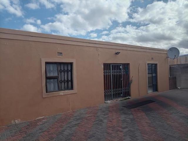 House for sale in Cape Town, Western Cape