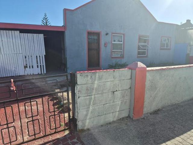 House for sale in Cape Town, Western Cape