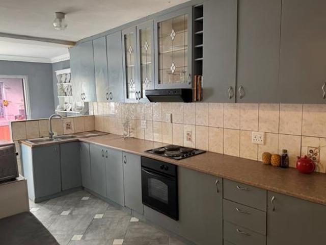 House for sale in Cape Town, Western Cape