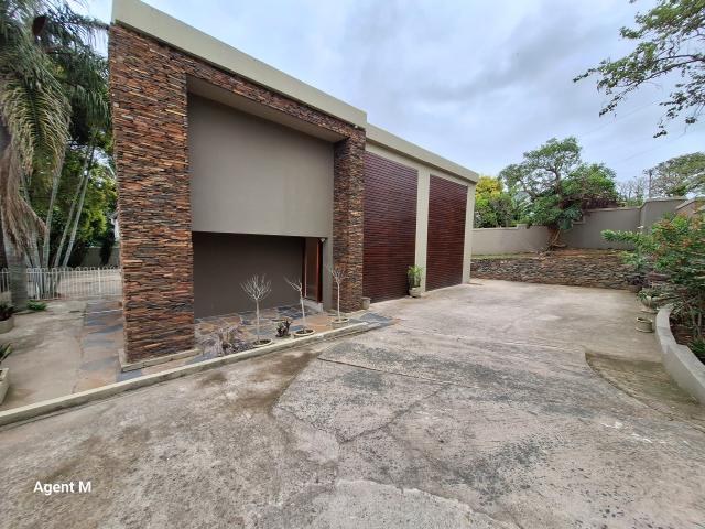 House for sale in Queensburgh, Kwazulu-natal