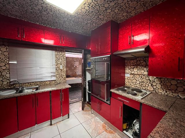 House for sale in Waterkloof, Gauteng