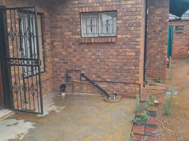 House for sale in Waterkloof, Gauteng