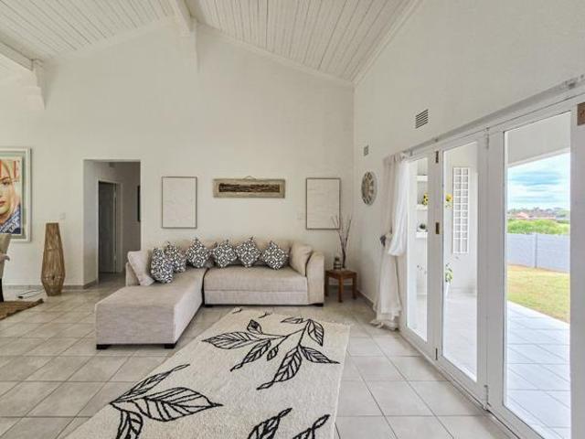House for sale in Ugu District Municipality, Kwazulu-natal
