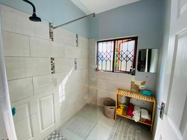 House for sale in Ugu District Municipality, Kwazulu-natal