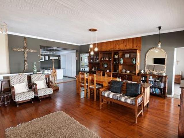 House for sale in Ugu District Municipality, Kwazulu-natal