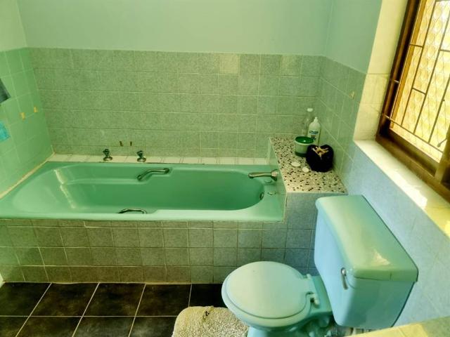 House for sale in Ugu District Municipality, Kwazulu-natal