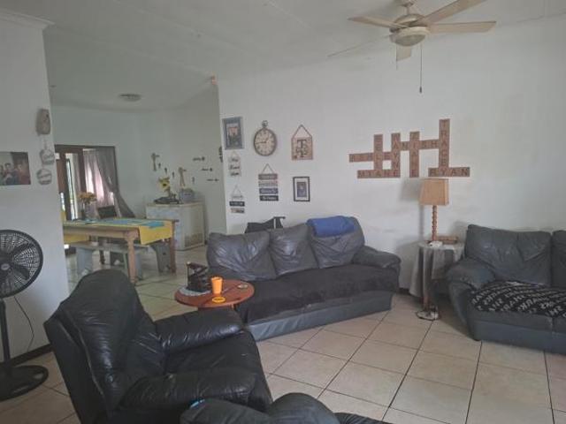 House for sale in Ugu District Municipality, Kwazulu-natal