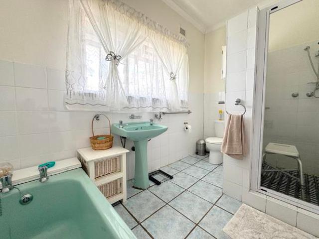 House for sale in Ugu District Municipality, Kwazulu-natal