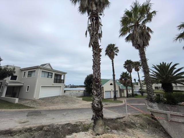 House for sale in Cape St Francis, Eastern Cape