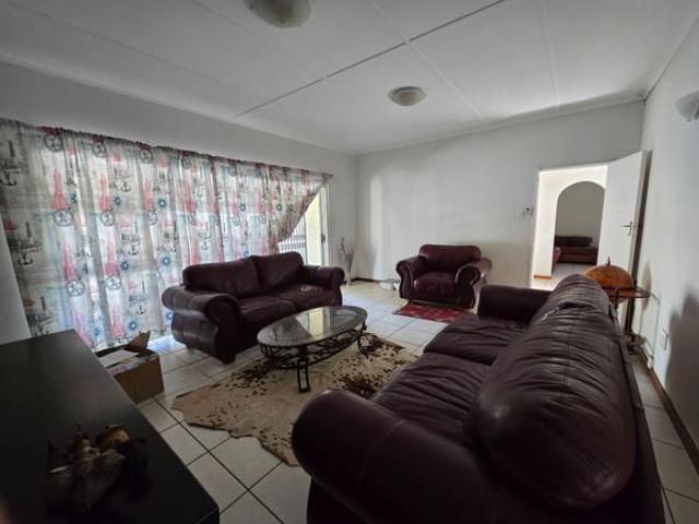 House for sale in UMhlathuze Municipality, Kwazulu-natal