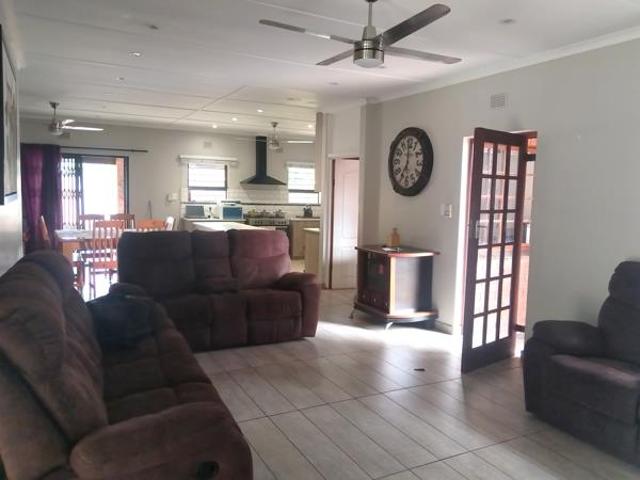 House for sale in UMhlathuze Municipality, Kwazulu-natal