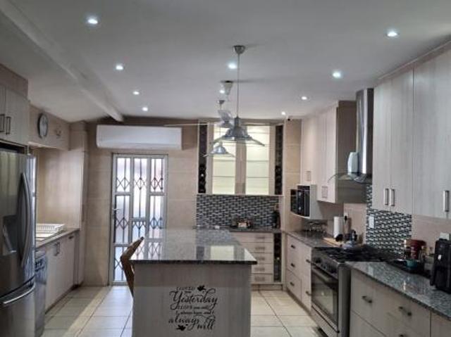 House for sale in UMhlathuze Municipality, Kwazulu-natal