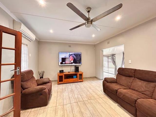 House for sale in UMhlathuze Municipality, Kwazulu-natal