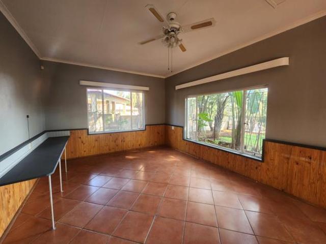 House for rent in North West