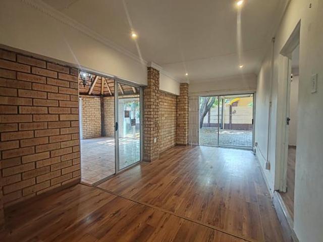 House for rent in North West
