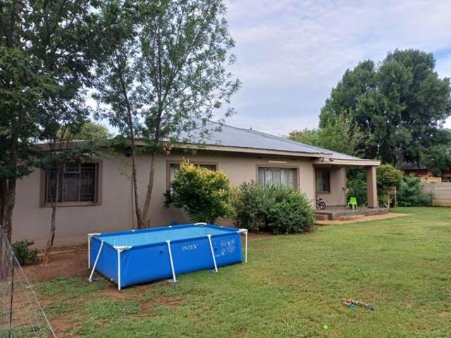 House for sale in Klerksdorp, Matlosana Local Municipality