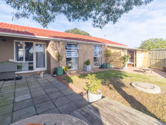 House for sale in Melkbosstrand, Western Cape