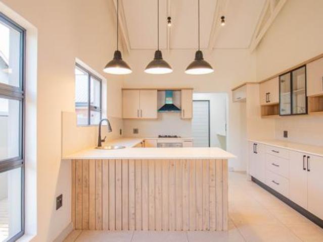 House for rent in North West