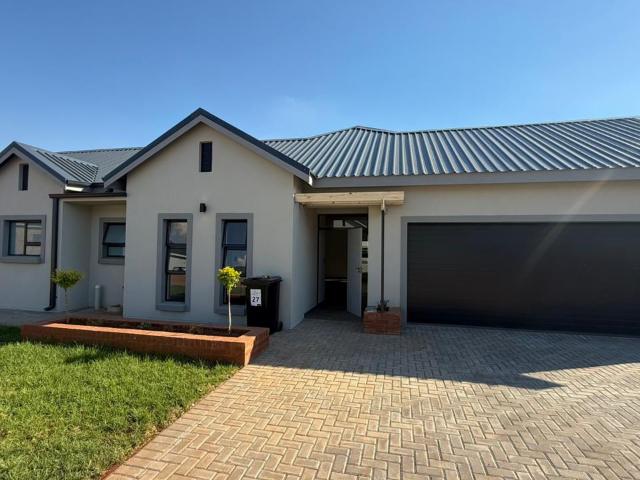 House for sale in Hartbeespoort Dam Nature Reserve, North West